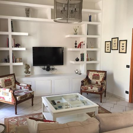 Centro Storico, Piazza Carmine: La Casa Di Angela Apartment Reggio Calabria Exterior photo