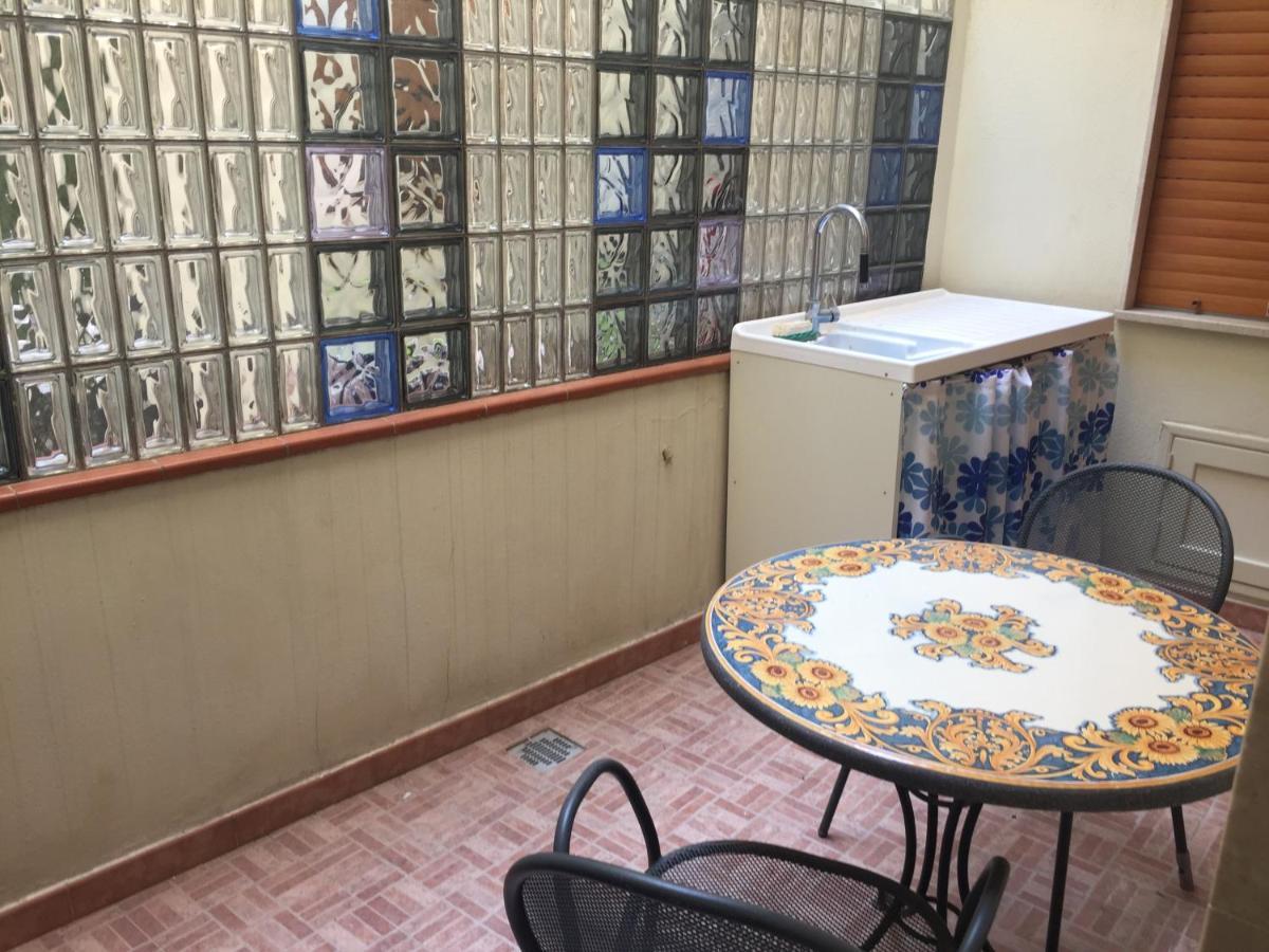 Centro Storico, Piazza Carmine: La Casa Di Angela Apartment Reggio Calabria Exterior photo